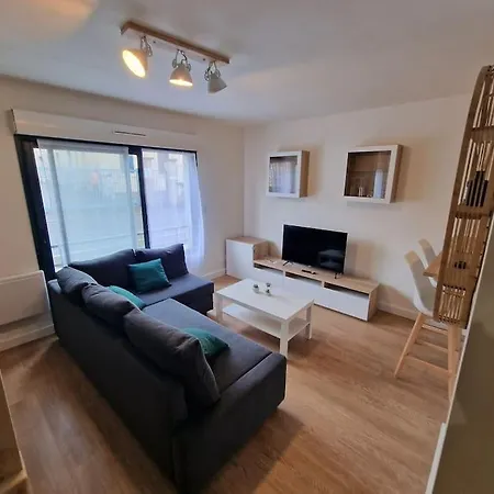 Le Burgonce Apartament *