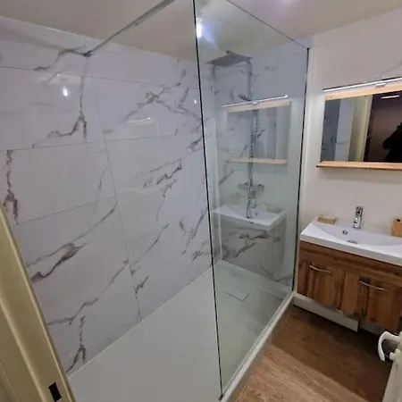 Le Burgonce Apartament